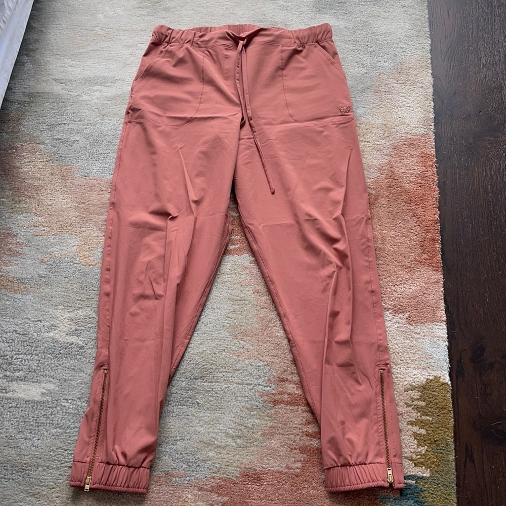 Albion fit Jetsetters Blush/Rose Size Small
